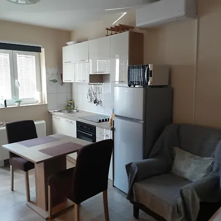 Lea Apartament Krk Town