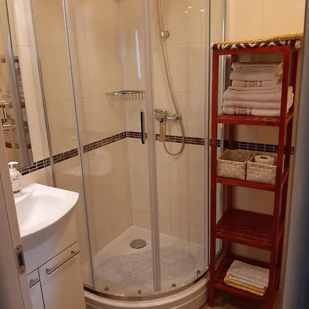 Lea Apartament